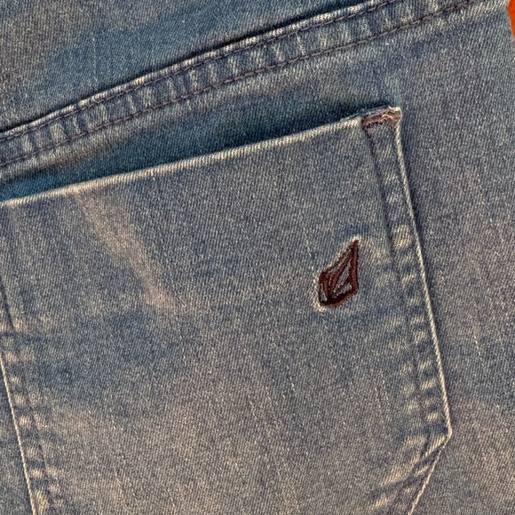 Volcom Stone Row High Rise Dolphin cut Sailor Short - Picture 5 of 6